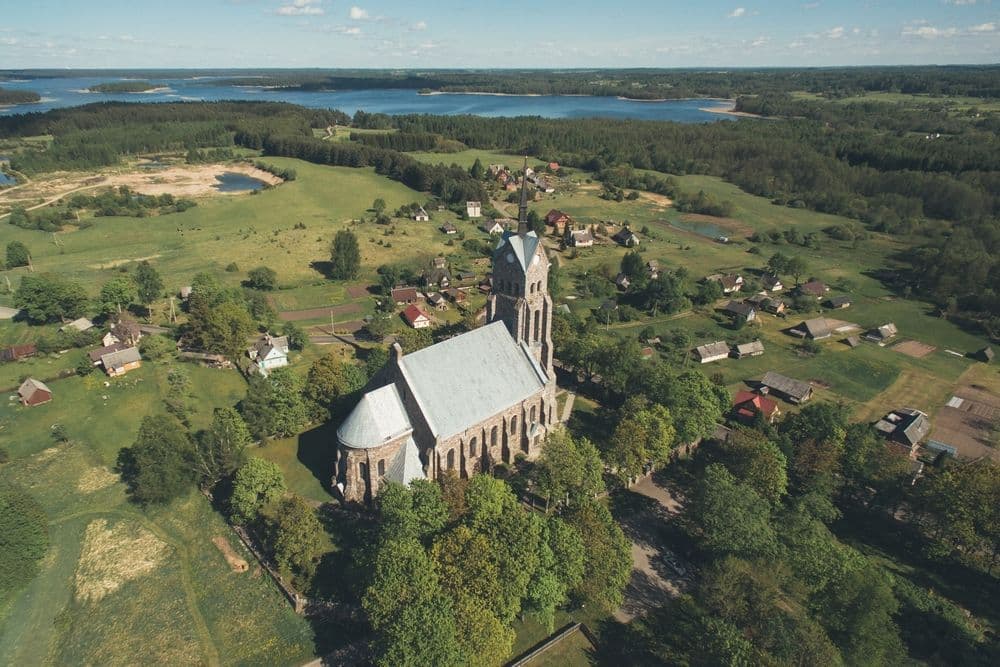 Salako Švč. Mergelės Marijos Sopulingosios bažnyčia #5