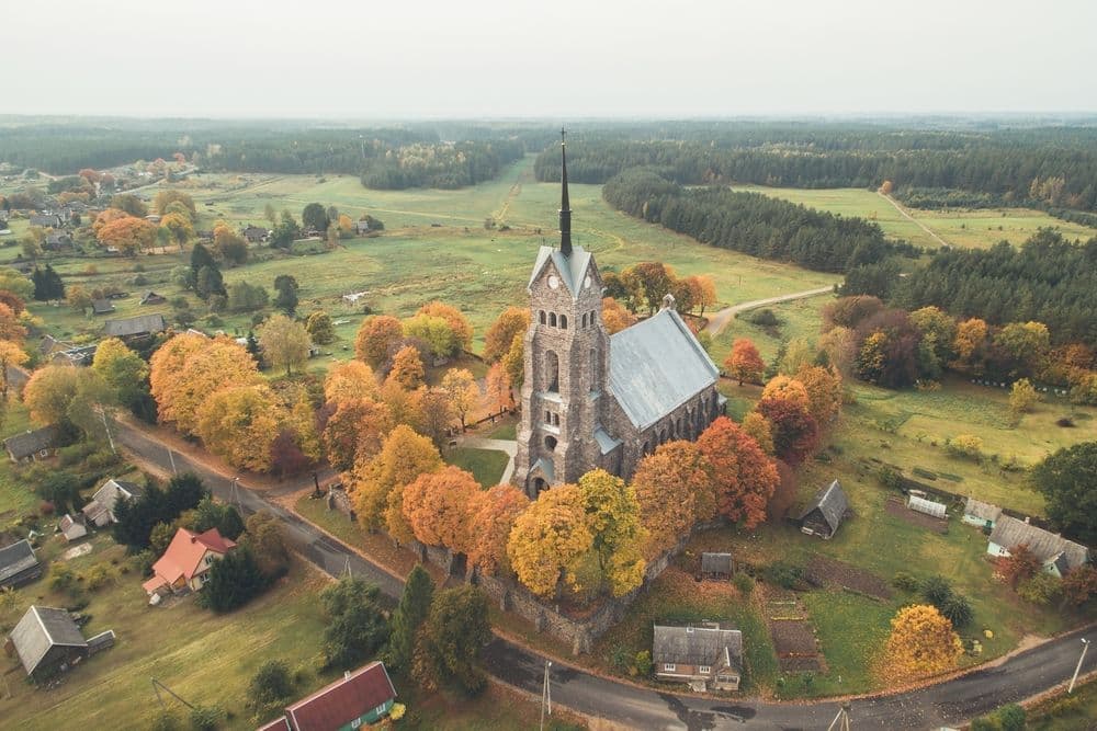Salako Švč. Mergelės Marijos Sopulingosios bažnyčia #3