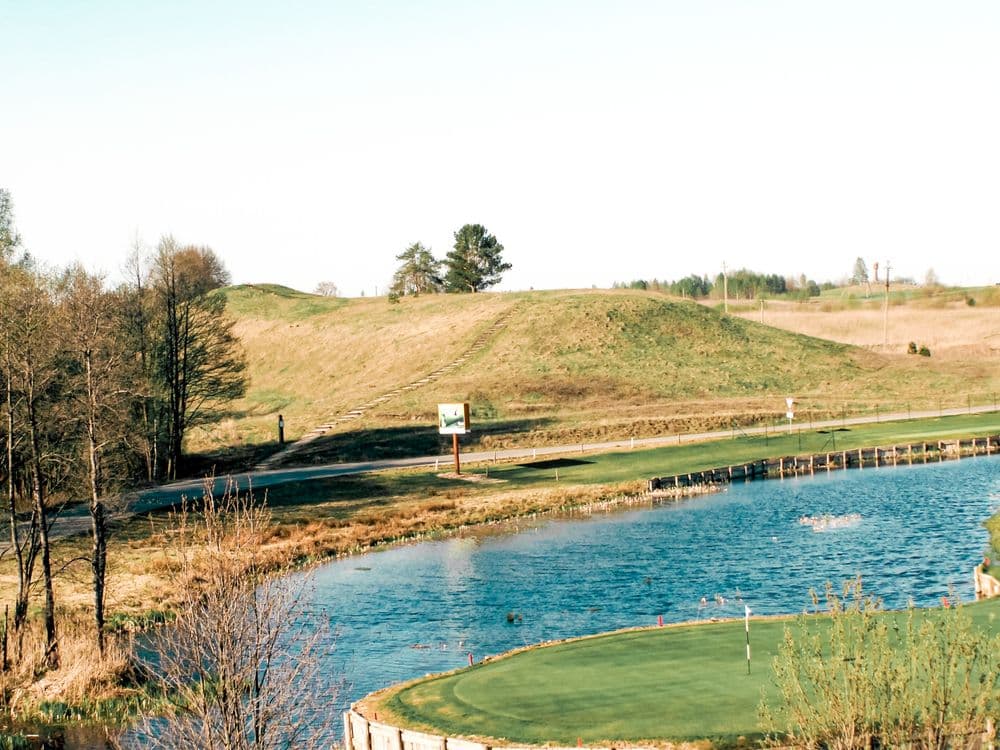 Bernotų piliakalnis #2