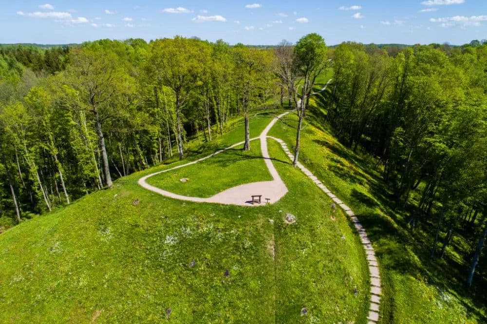 Kalniškės (Gargždų) piliakalnis #2