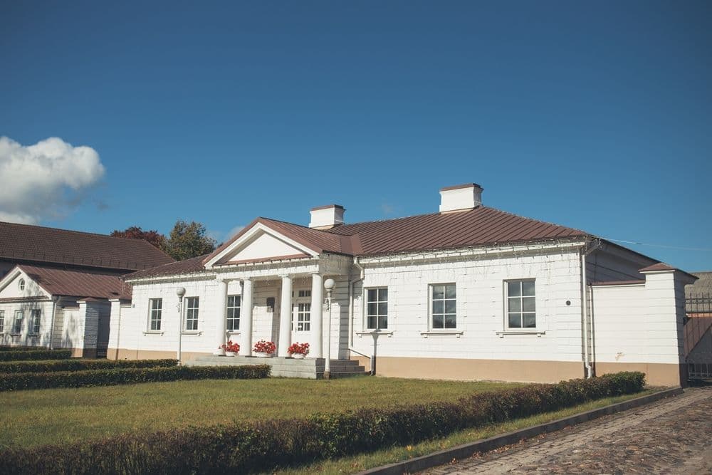 Pašto stoties statinių kompleksas