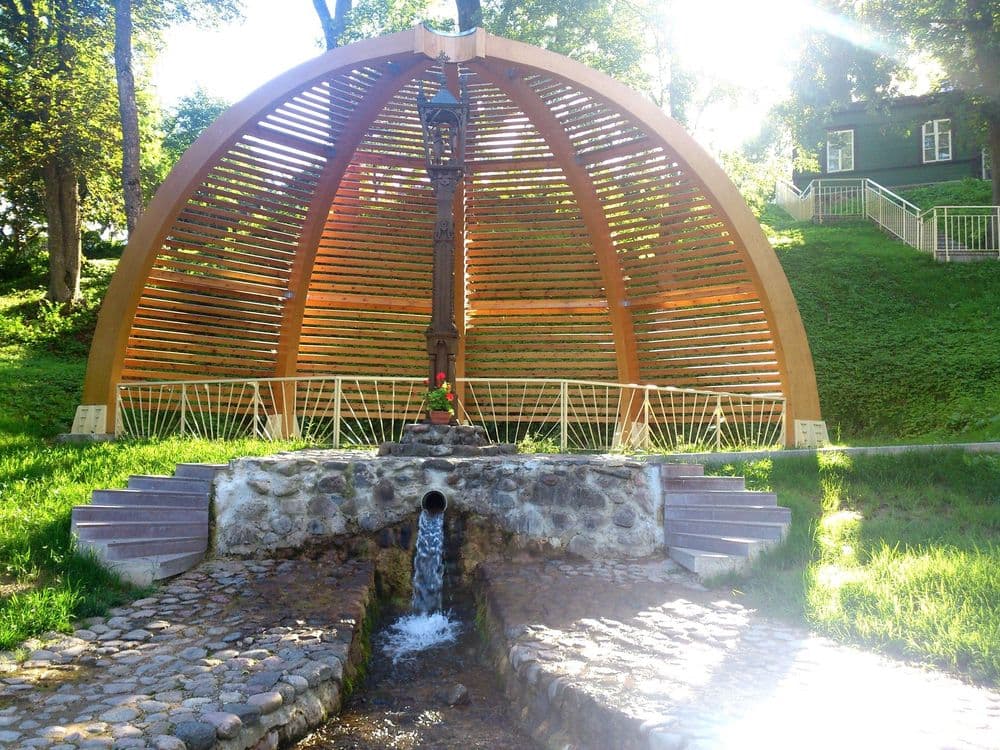 Kavarsko Šv. Jono krikštytojo šaltinis