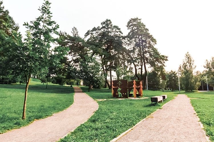 Antakalnio suoliukų-skulptūrų parkas #3