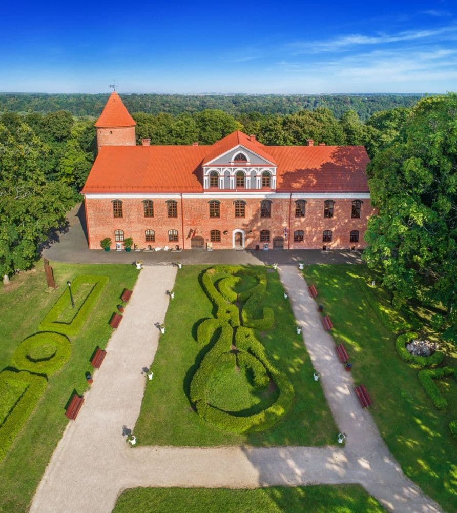 Raudondvario dvaro ansamblis