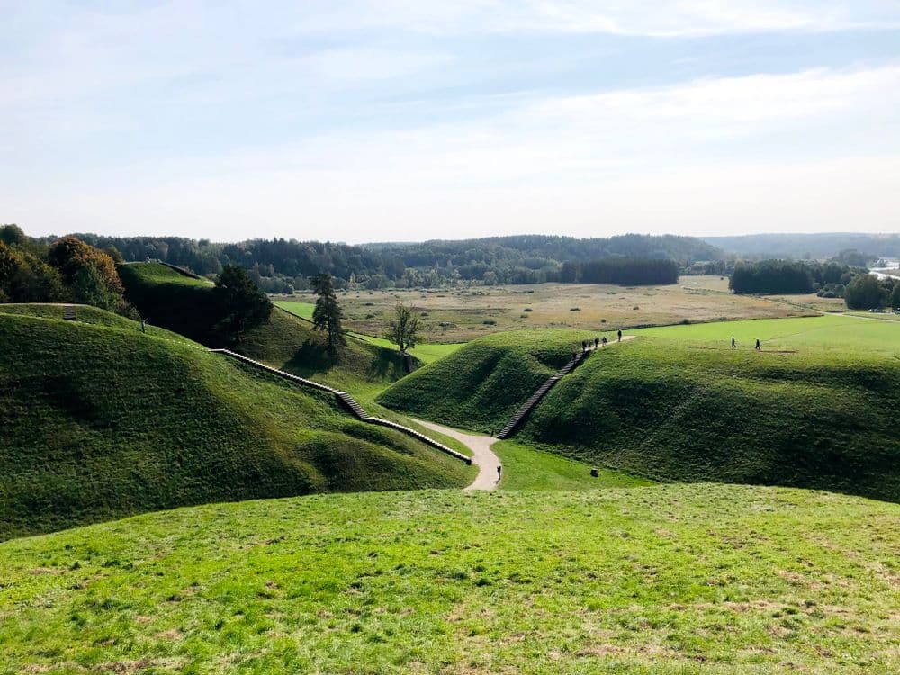 Kernavės piliakalniai #2